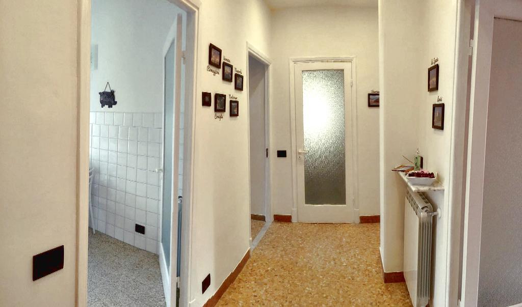 Casa Vacanze Luli ลาสเปเซีย ภายนอก รูปภาพ