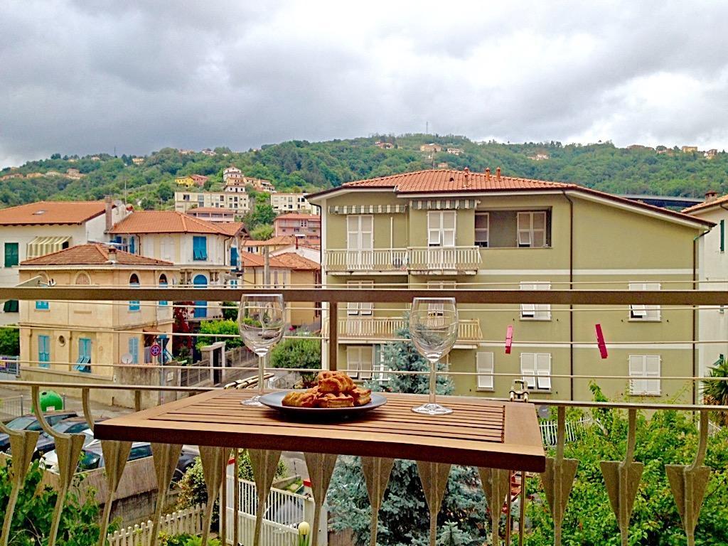 Casa Vacanze Luli ลาสเปเซีย ภายนอก รูปภาพ