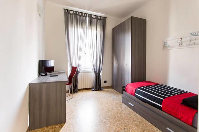 Casa Vacanze Luli ลาสเปเซีย ภายนอก รูปภาพ